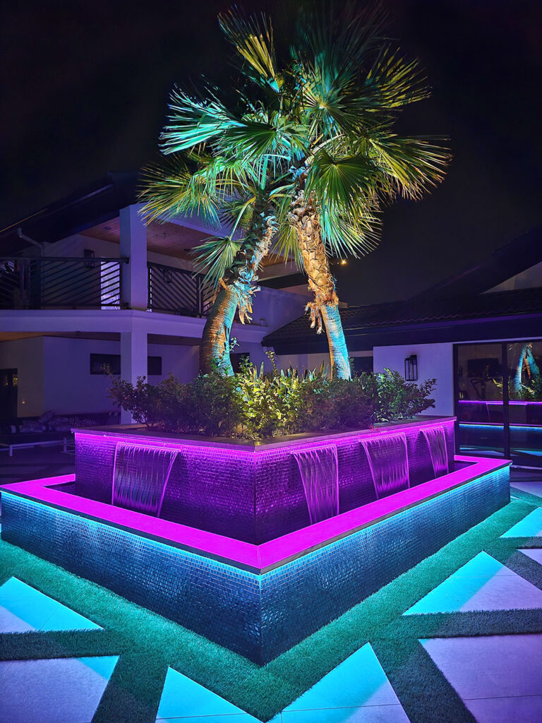 programmable-landscape-lighting-for-your-home-or-business-02